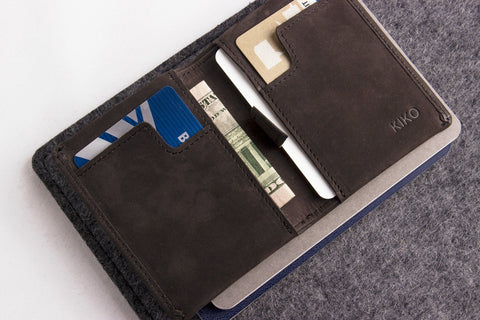 Slim Bifold Wallet - Beaming Expressions