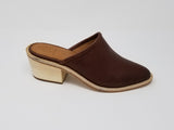 Foxhill leather footwear - BE LOGO